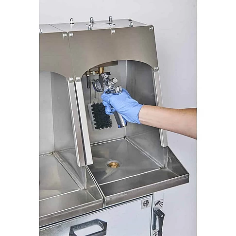 Компактный очиститель краскопультов UGC1006