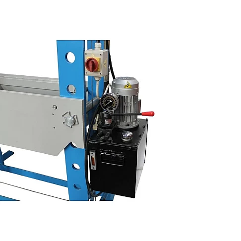 Elektrinis presas su rankine gervėle 150 tonų Mammuth