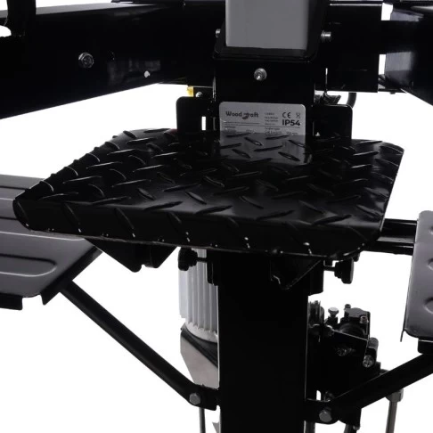 Электрическая вертикальная дробилка древесины 6 тонн Woodcraft